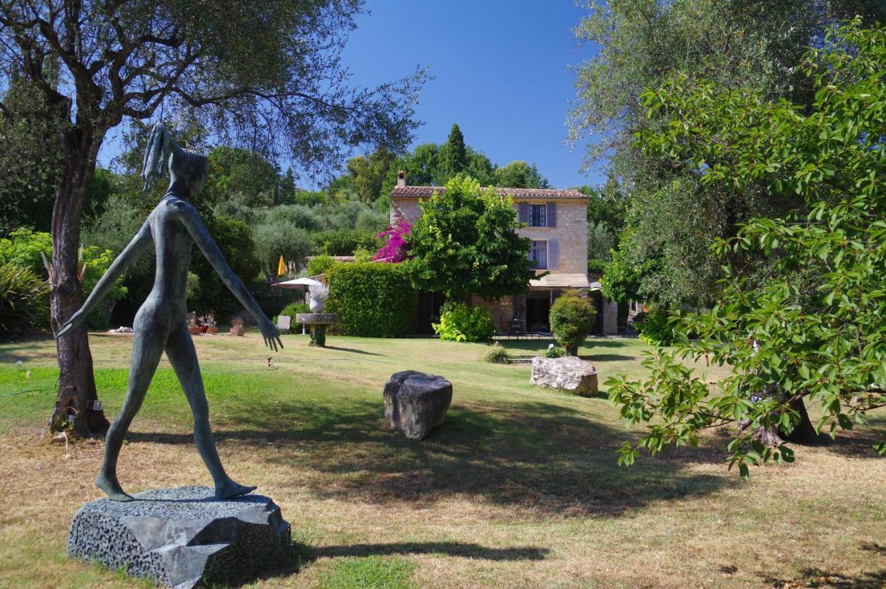 Hotel Du Clos Le Rouret ภายนอก รูปภาพ