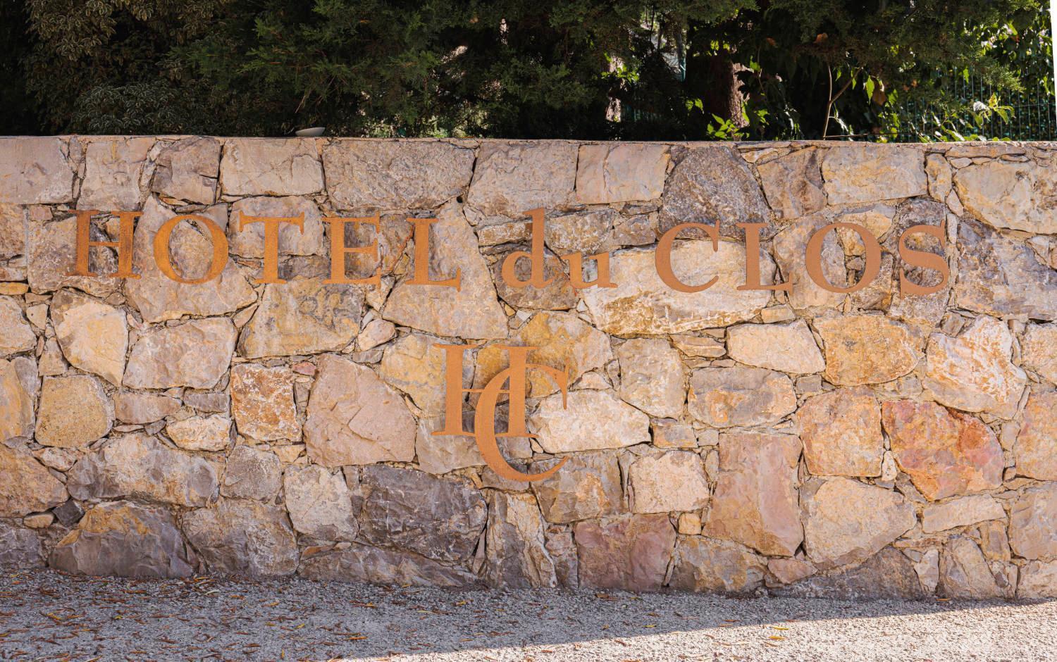 Hotel Du Clos Le Rouret ภายนอก รูปภาพ