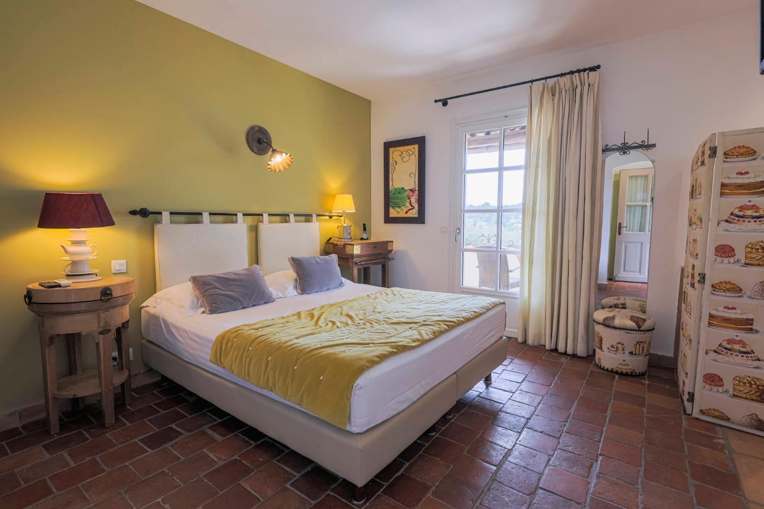 Hotel Du Clos Le Rouret ภายนอก รูปภาพ