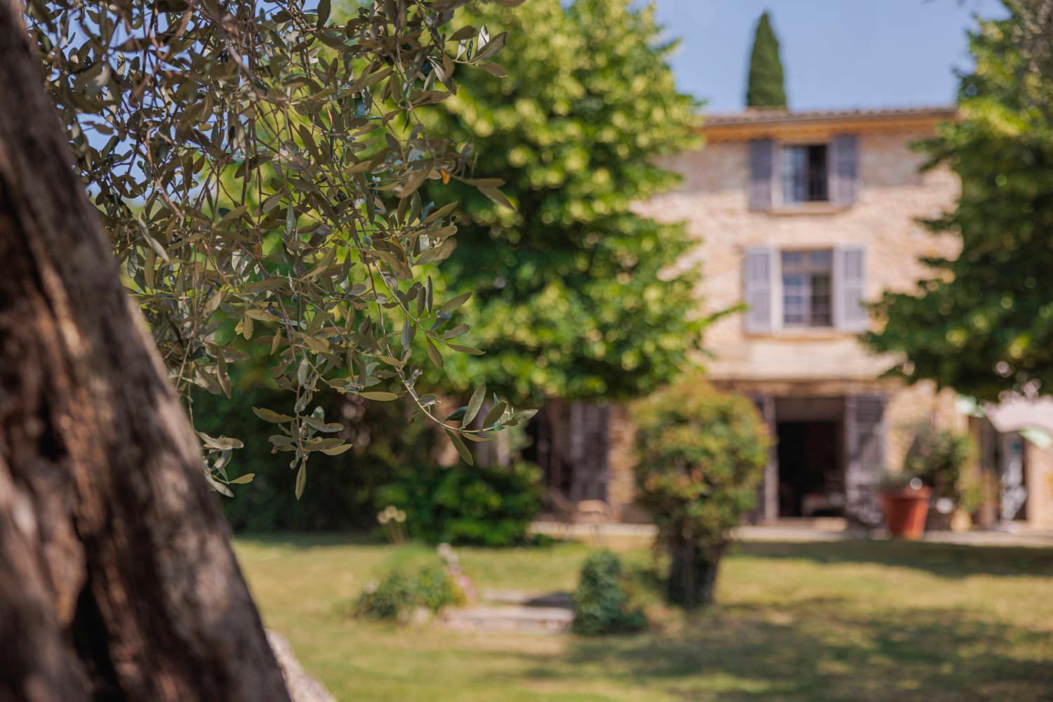 Hotel Du Clos Le Rouret ภายนอก รูปภาพ