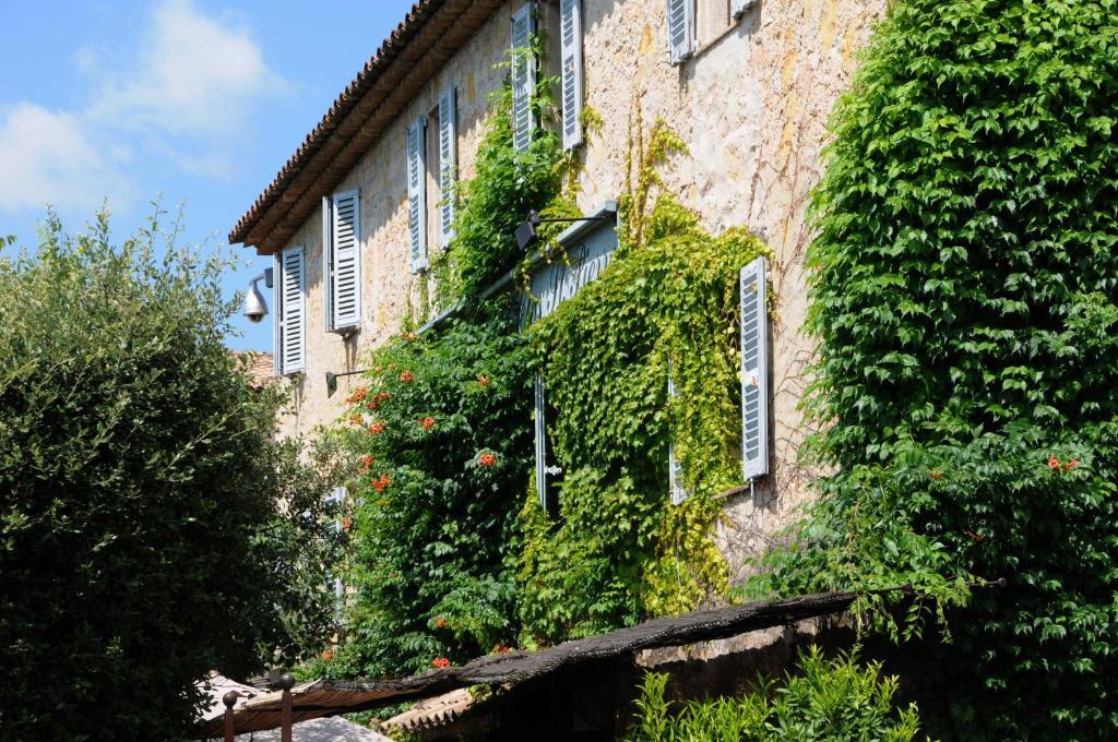 Hotel Du Clos Le Rouret ภายนอก รูปภาพ
